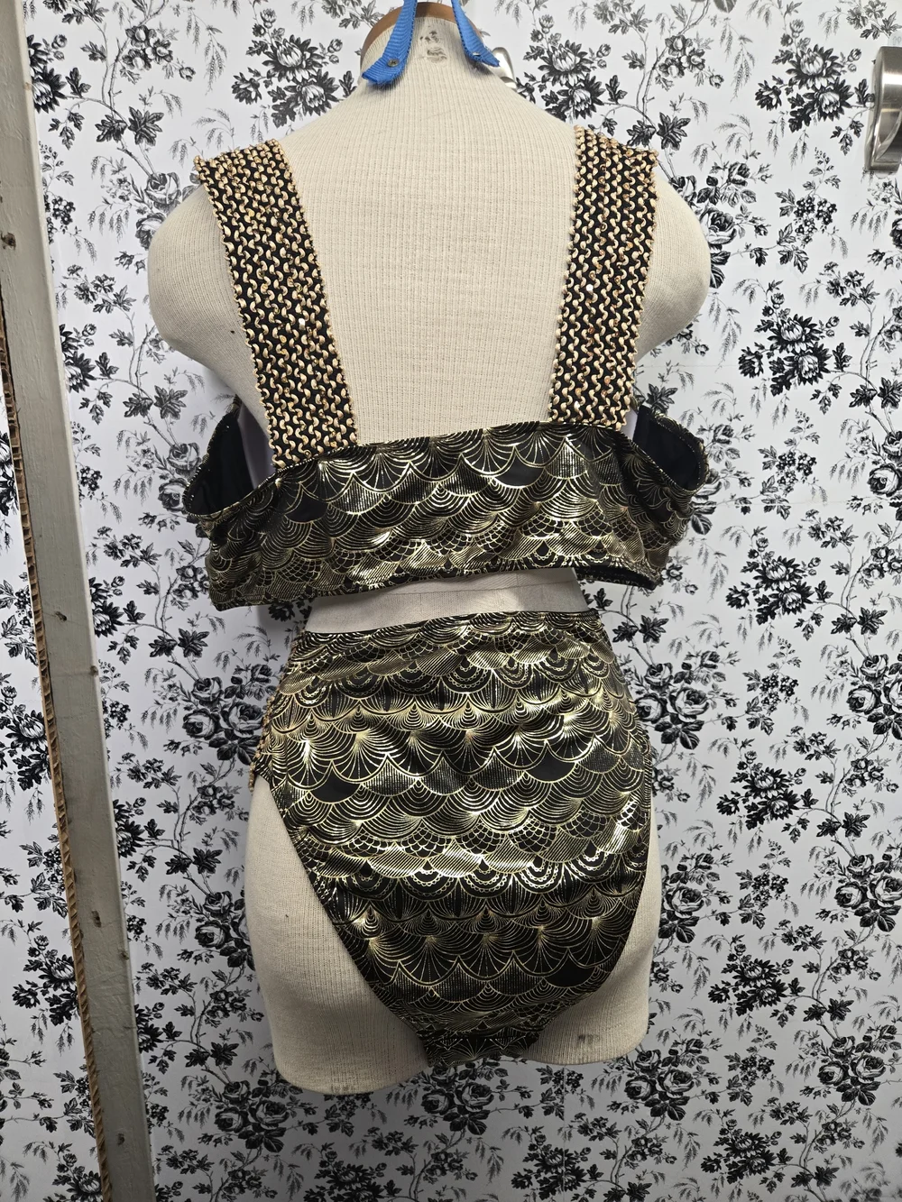 4XL Women’s Metallic Black & Gold High-Waist Bikini Set